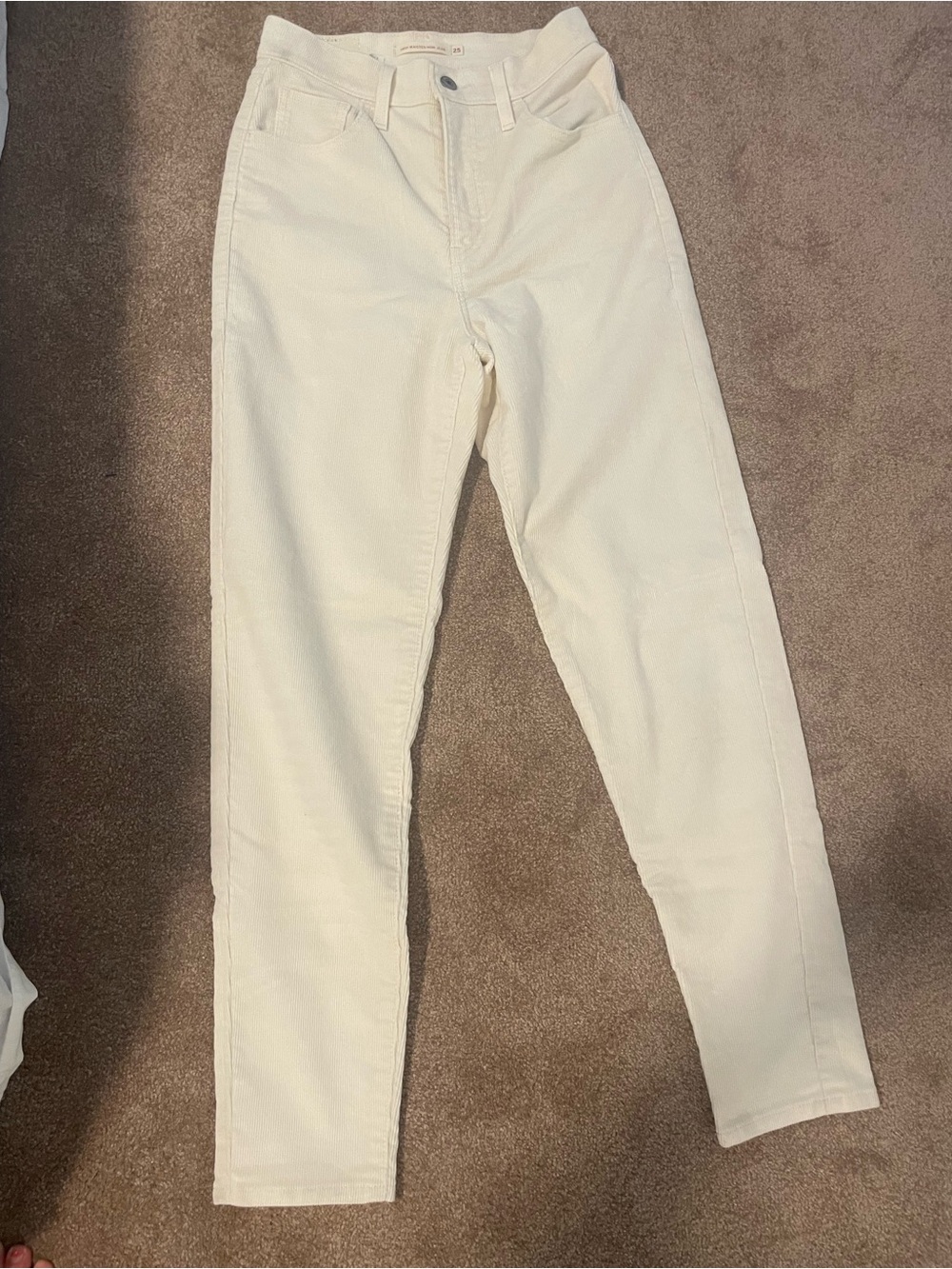 Levi's Cream corduroy High-Rise Tapered Jeans